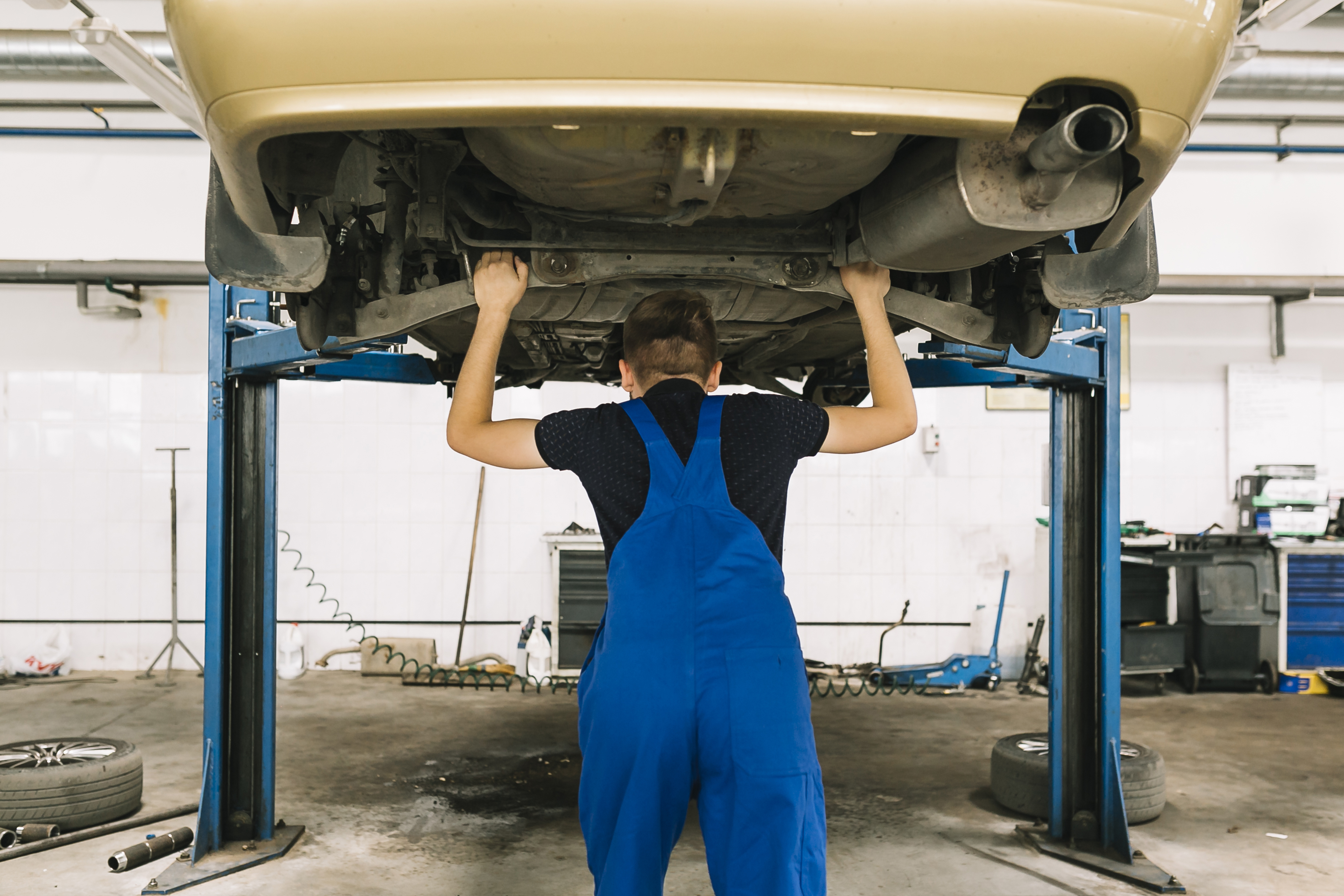 land rover smash repairs Sydney